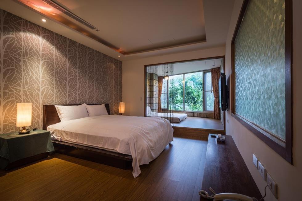 Wulai Sunglyu Hot Spring Resort Екстериор снимка