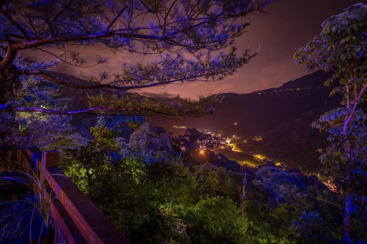 Wulai Sunglyu Hot Spring Resort Екстериор снимка